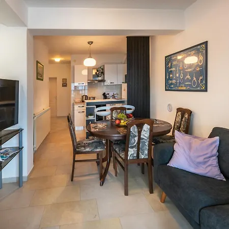 Anamaria With Seaview Apartament