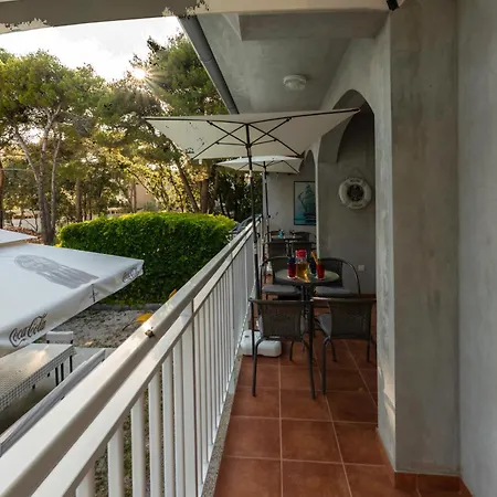 Anamaria With Seaview Apartament